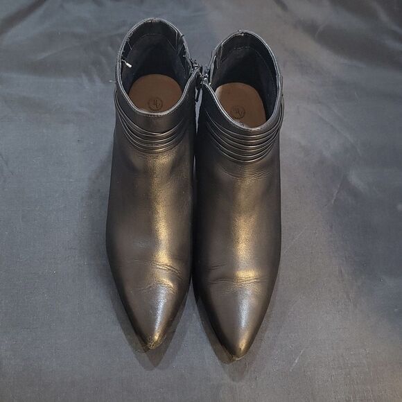 BELLA VITA  WOMENS JANI KITTEN HEEL BOOTIES - Picture 2 of 16